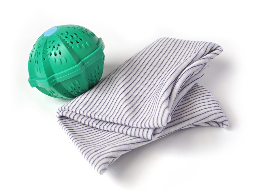 Image of the SmartKlean Laundry Ball and Reusable Dryer Sheets