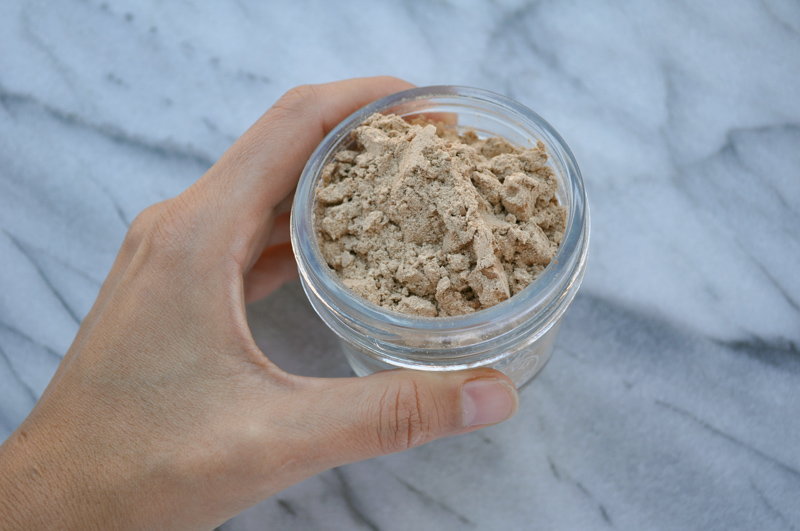 Image of a jar of dry shampoo, one of the easiest DIY recipes you can make